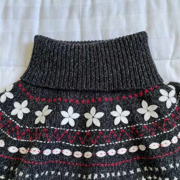CHARTER CLUB Fair Isle Scandinavian felt appliqué Turtleneck sweater Sz PM - Picture 9 of 9